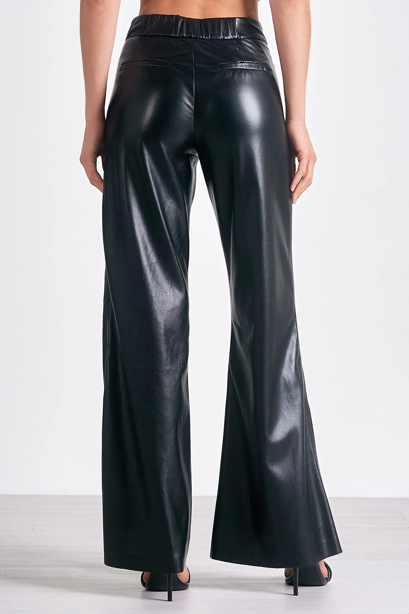 Elan - 9 High Waist Pants - Black