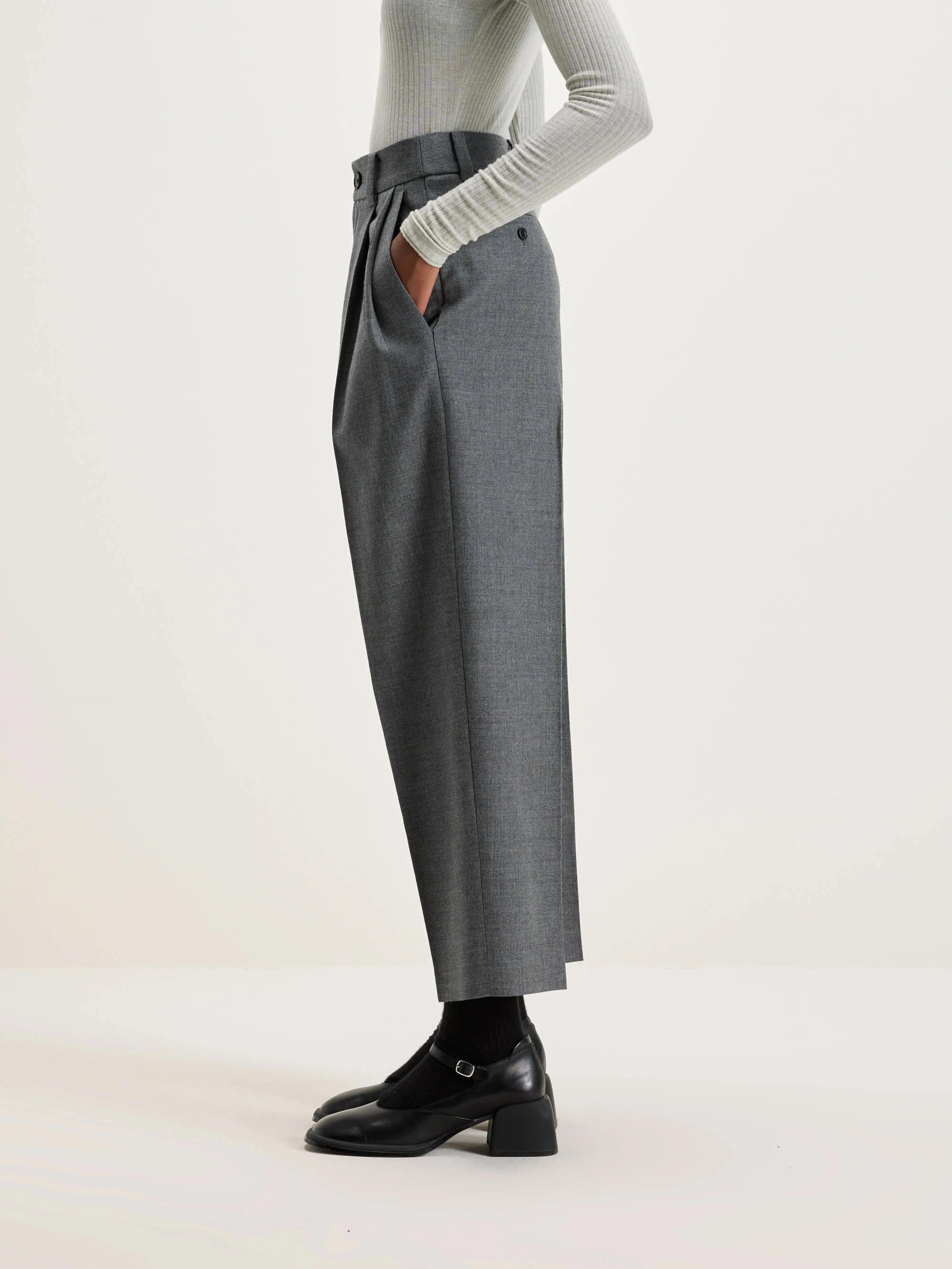 Port Straight Wool Pants  (242 / W / GREY)